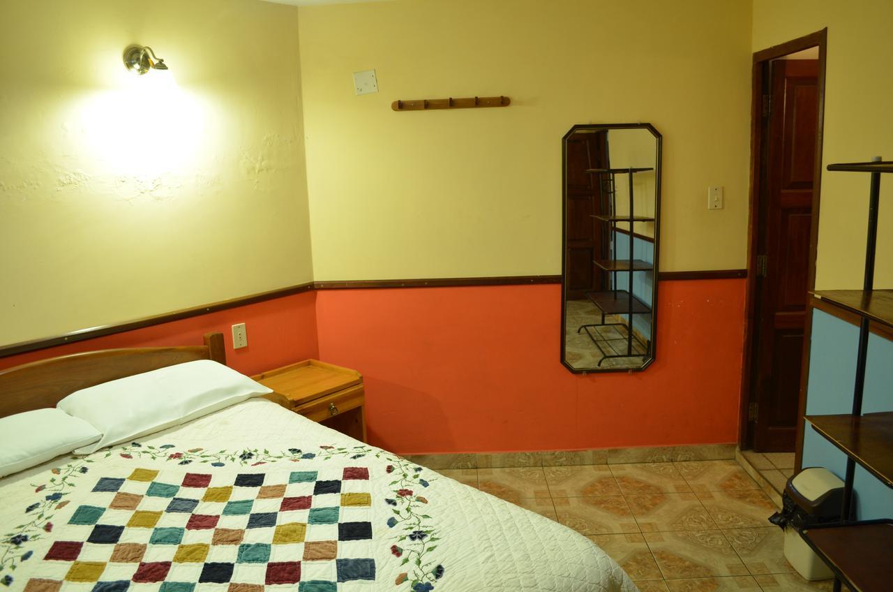 Hostal Pachamama Sucre Eksteriør bilde