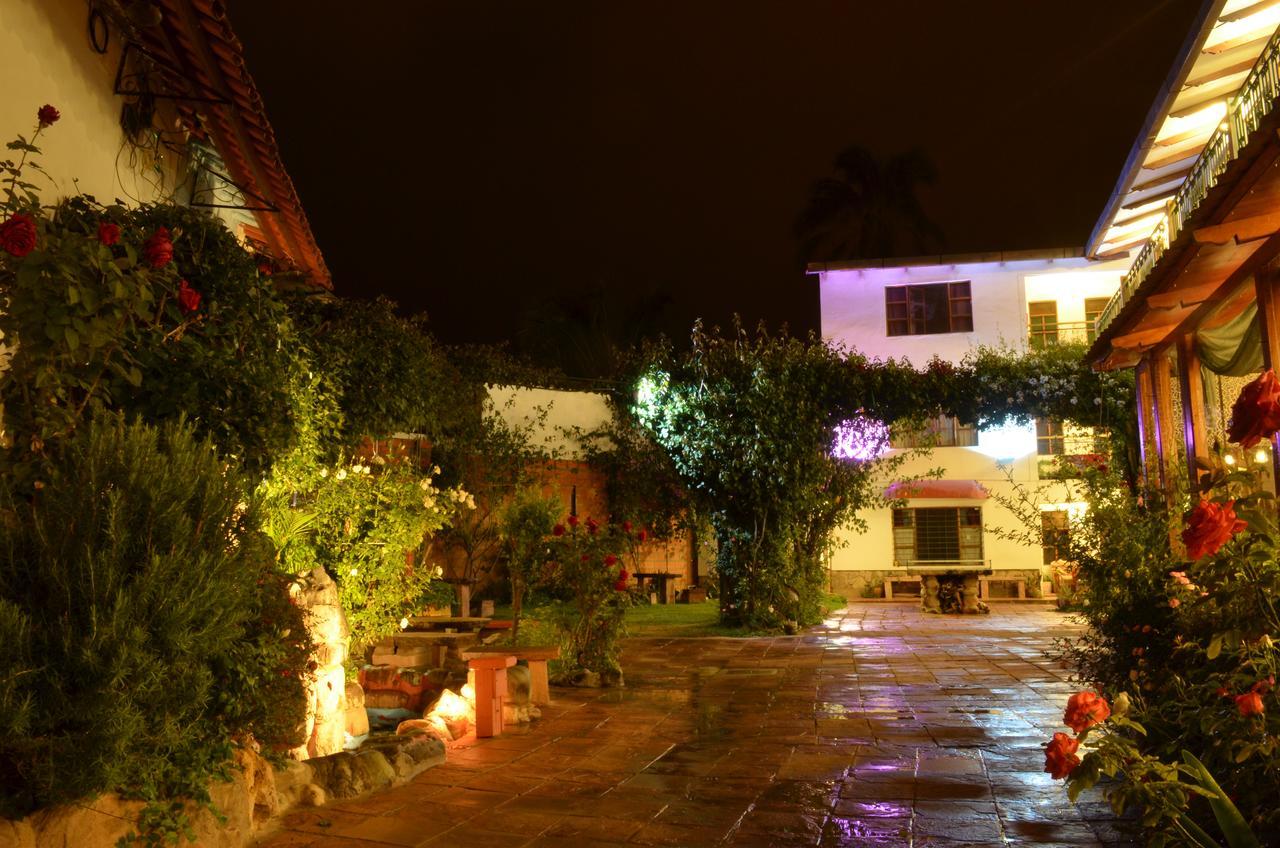 Hostal Pachamama Sucre Eksteriør bilde